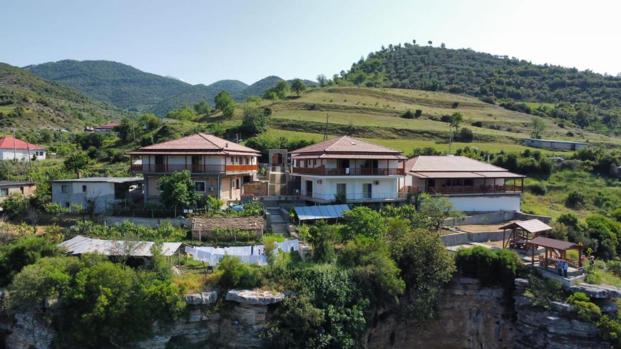 Guest House Bracaj Corovode Экстерьер фото