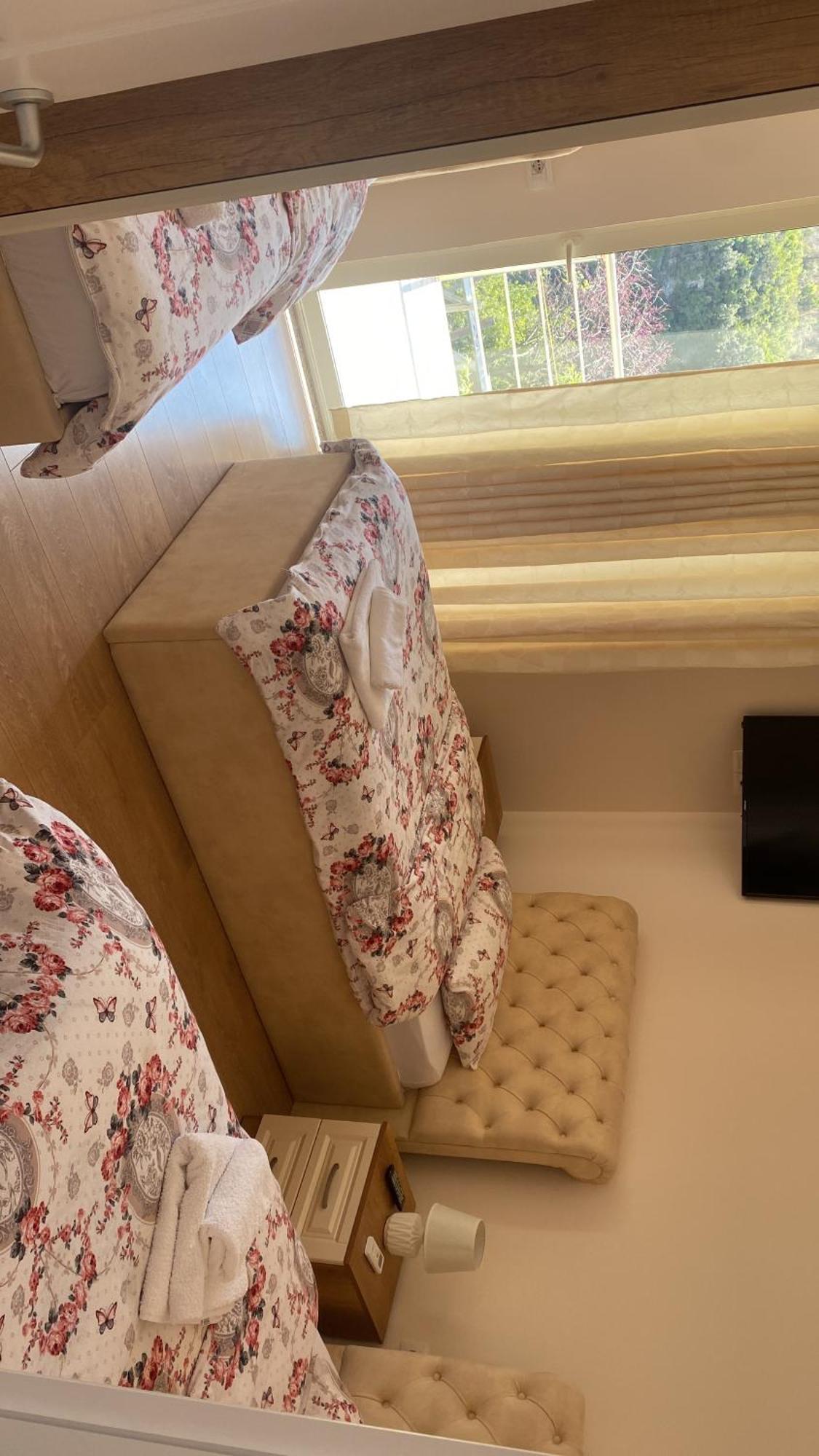 Guest House Bracaj Corovode Экстерьер фото