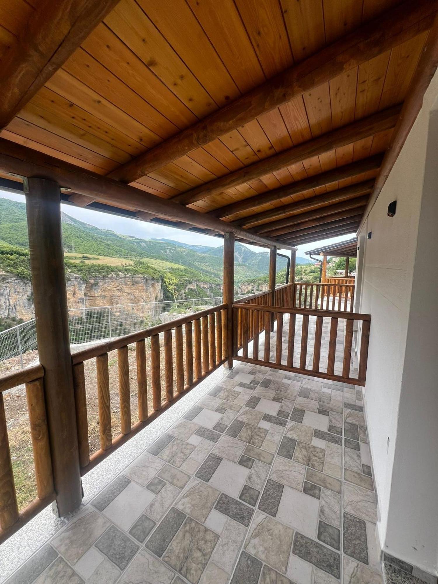 Guest House Bracaj Corovode Экстерьер фото