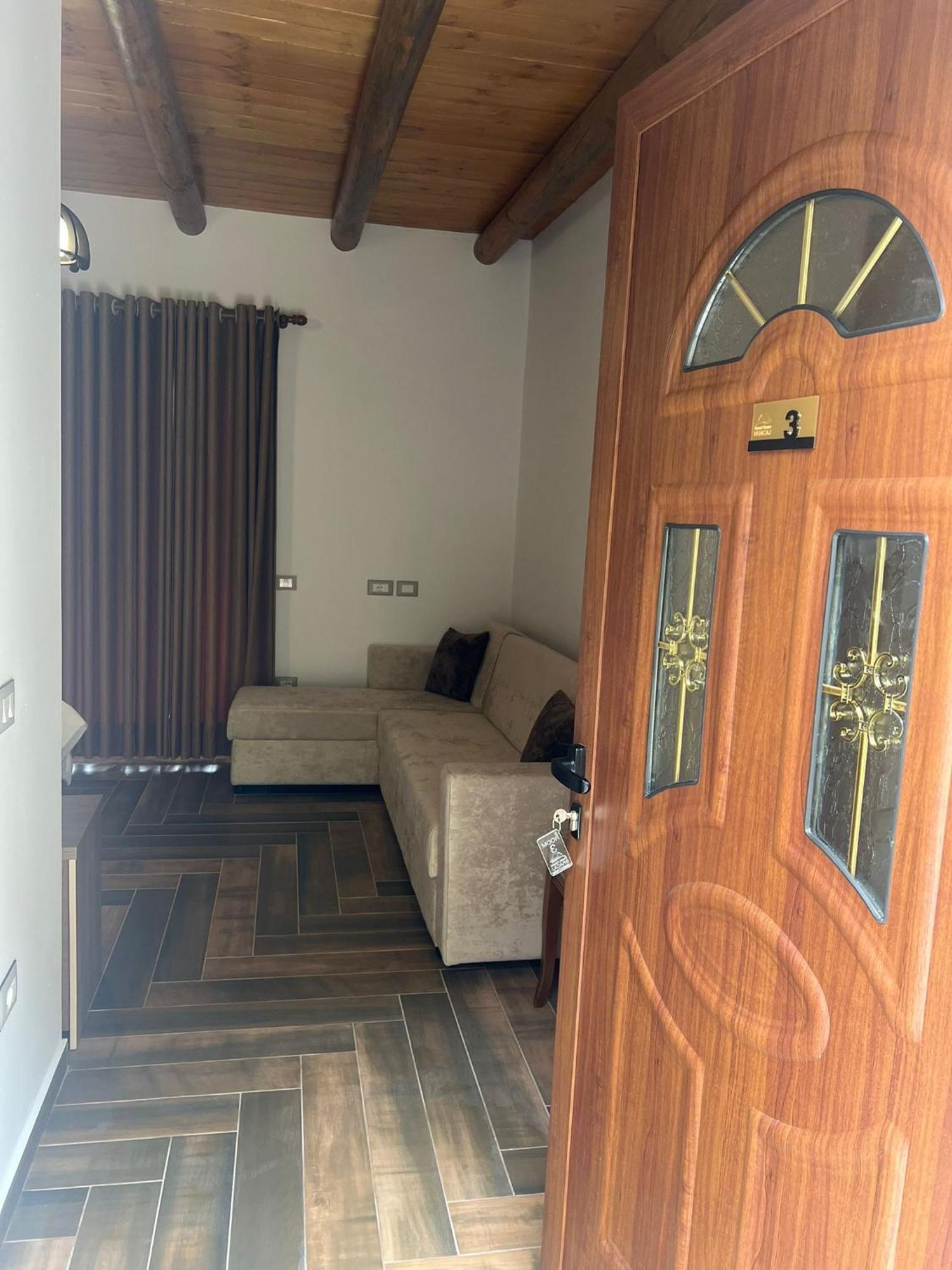 Guest House Bracaj Corovode Экстерьер фото