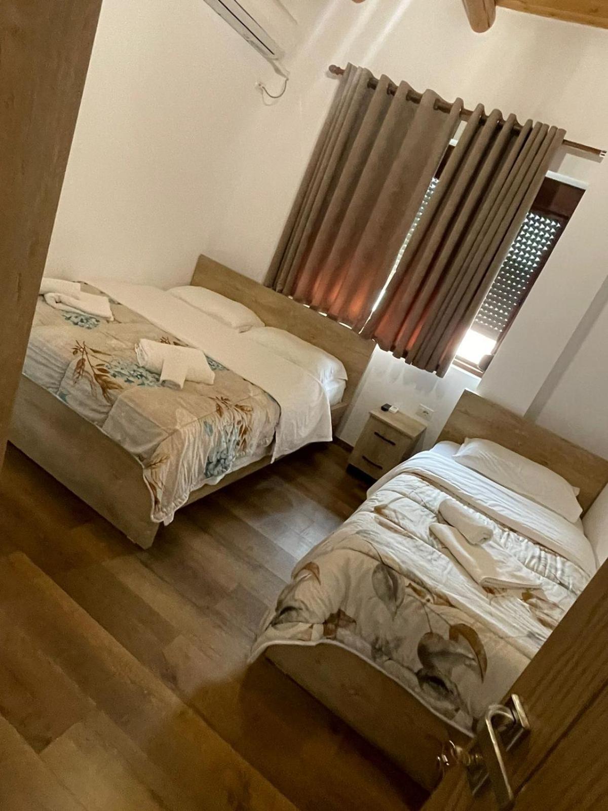 Guest House Bracaj Corovode Экстерьер фото
