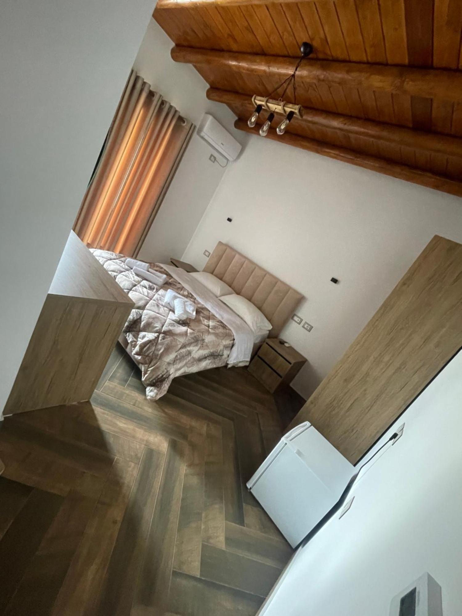 Guest House Bracaj Corovode Экстерьер фото