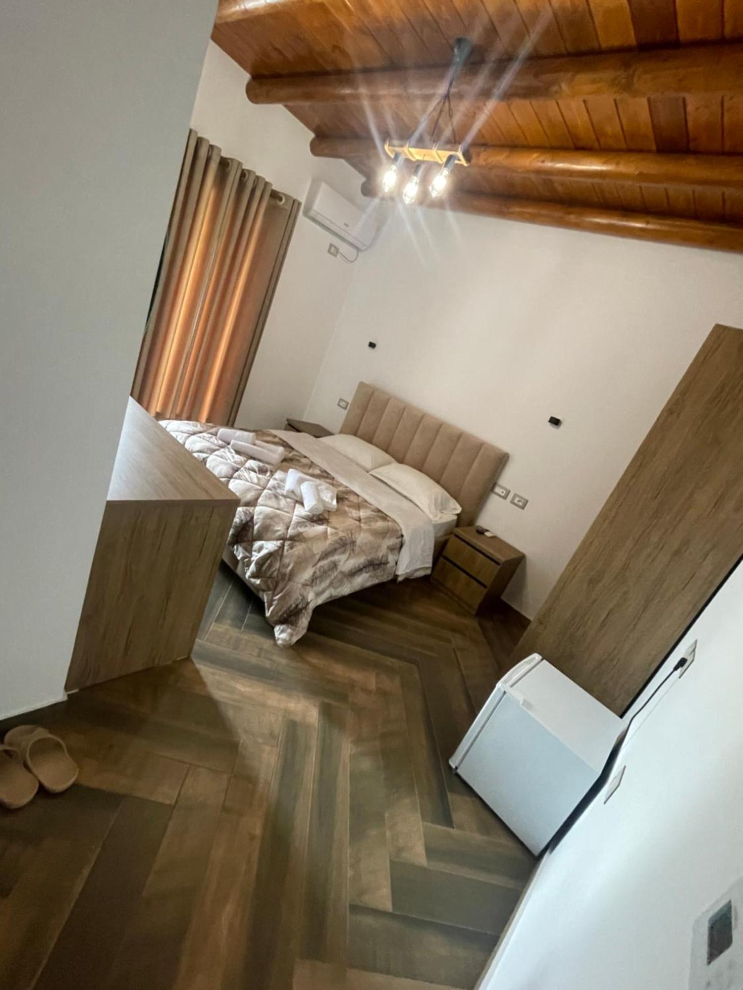 Guest House Bracaj Corovode Экстерьер фото
