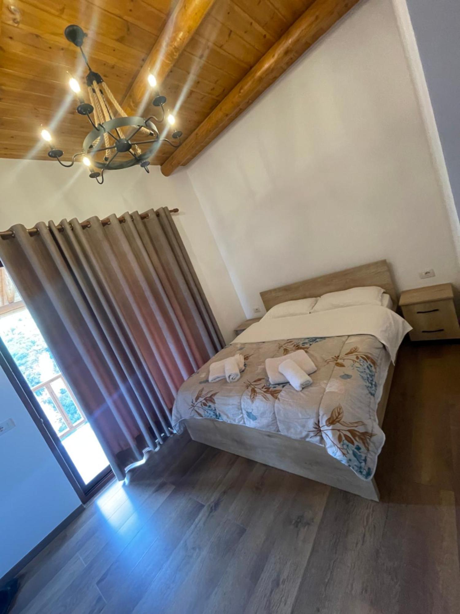 Guest House Bracaj Corovode Экстерьер фото