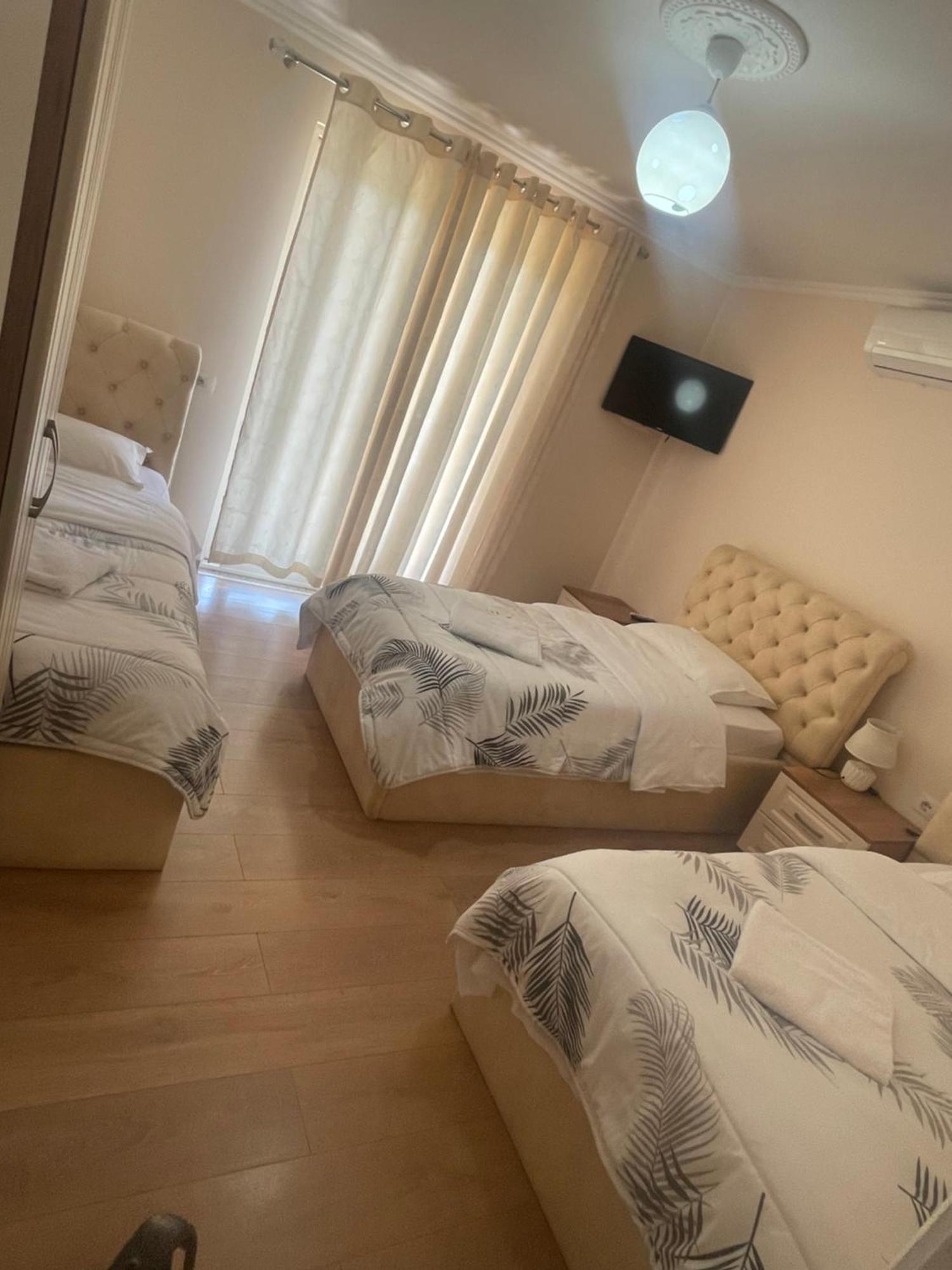 Guest House Bracaj Corovode Экстерьер фото