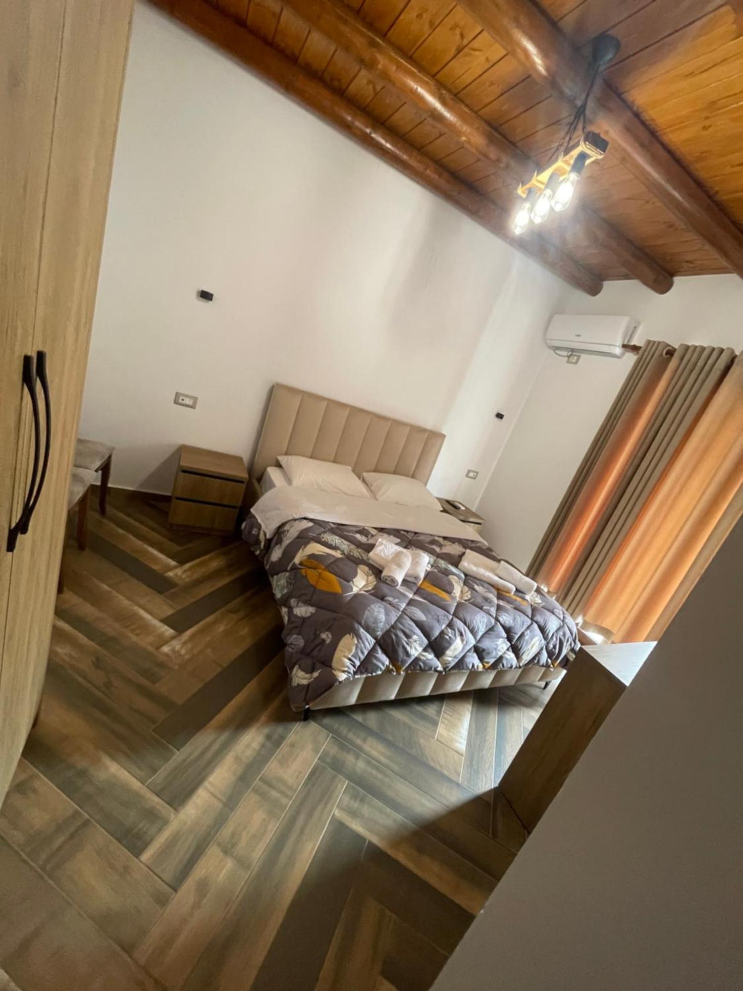 Guest House Bracaj Corovode Экстерьер фото